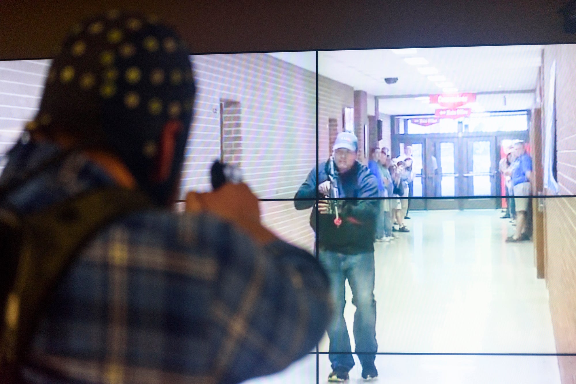 Don’t Shoot: UA Combines VR, Neuroscience in Police Training Research