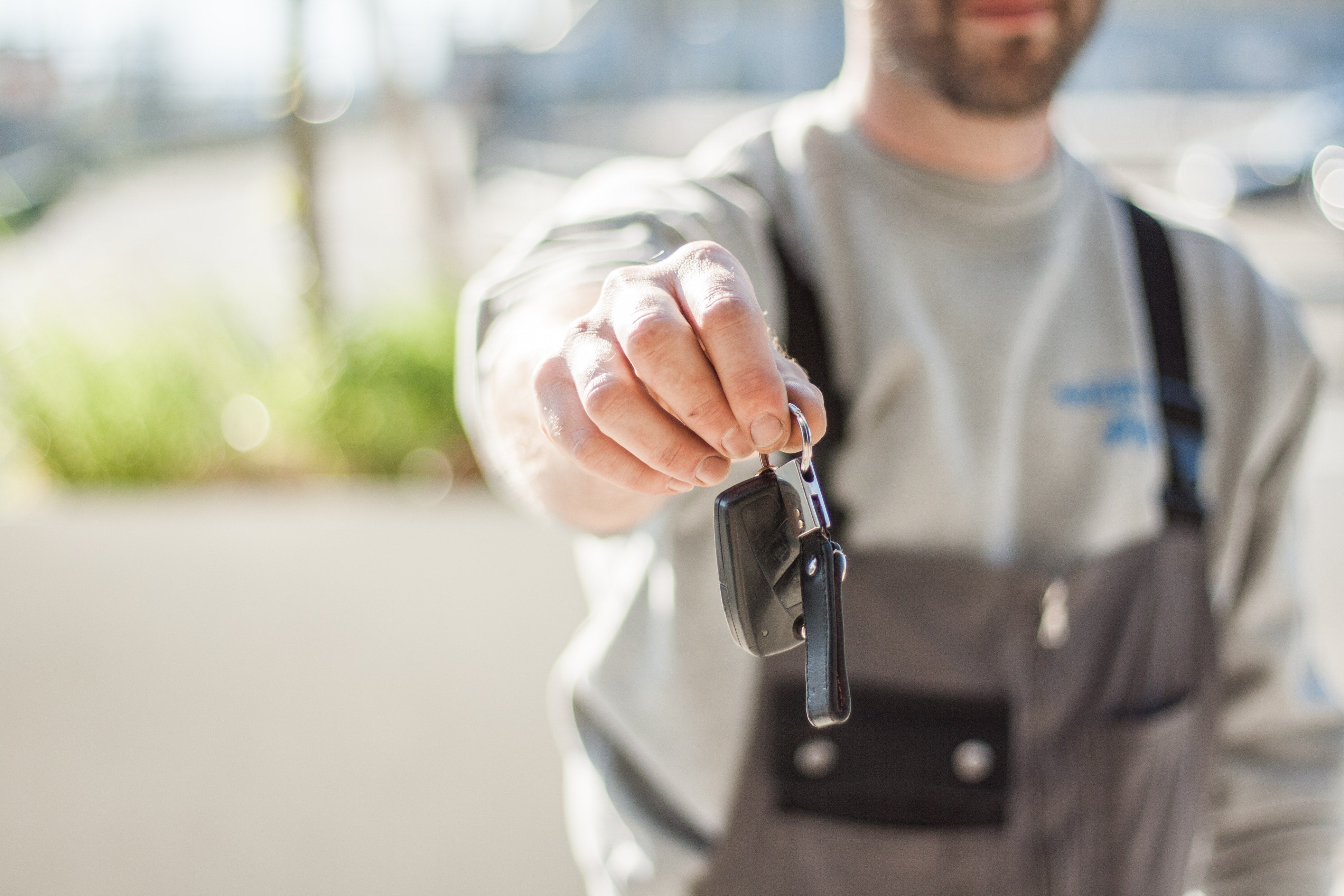 A Beginner’s Guide to Buying a Car