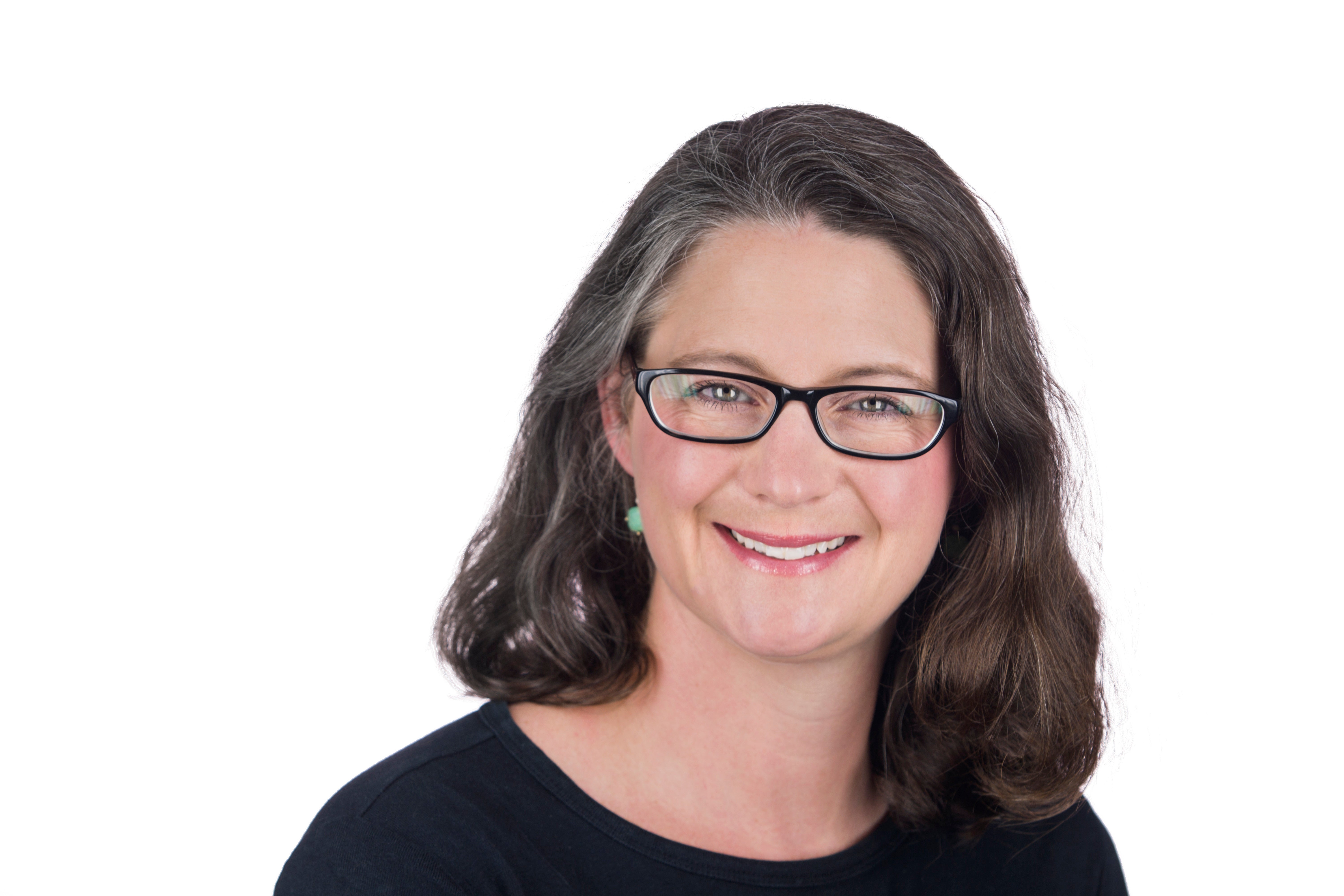 head shot of Allison Hetzel