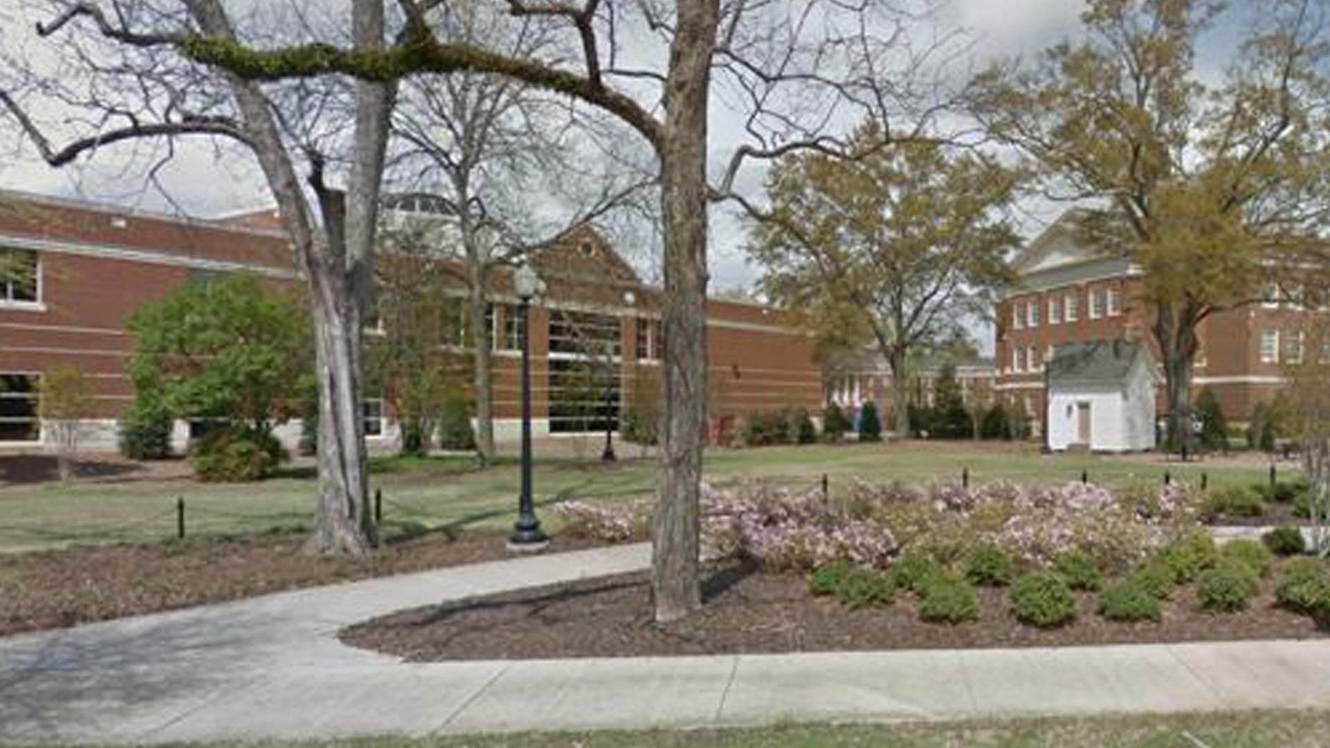 1893 Park Honors UA’s First Women Students